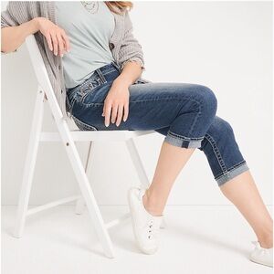 Vigoss Stitched Heritage Fit Straight Capris Size 6